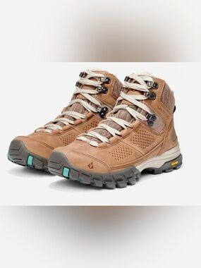 Vasque Women’s Nubuck Leather Talus at Ultra Dry Mid Hiking Boot